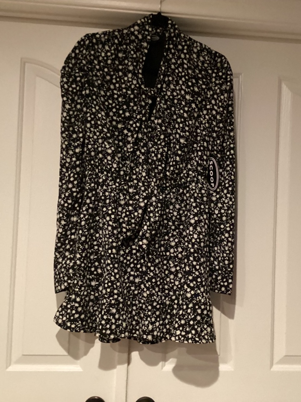 Scoop Women Long Sleeves Abstract Design Dress, Size S, Color Black, White NWT